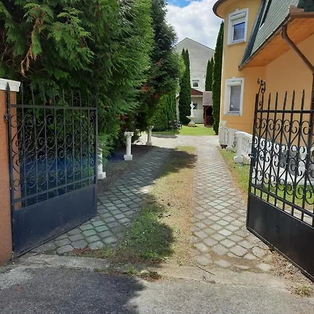Topler Villa Balatonfoldvar